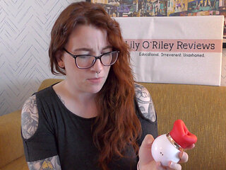 NSFW Review of the Kiss Oral Sex Toy