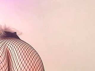 MILF Romy Finishes Her Sexy Dance on a Big Dildo