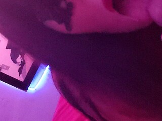 Padrasto de mi amiga me monta aprs bailar