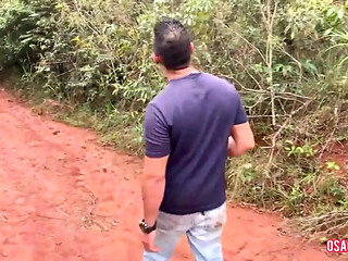 Home vid of Indian desis teaching us a thing or two about amature sex