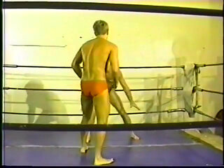 Fit studs wrestle naked at the gym