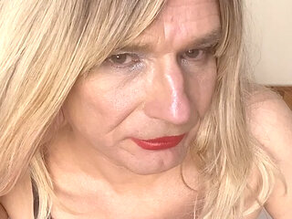 I am begging for you to fill me