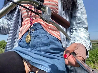 No. 223 Wearing No Underwear Exposure Cycling