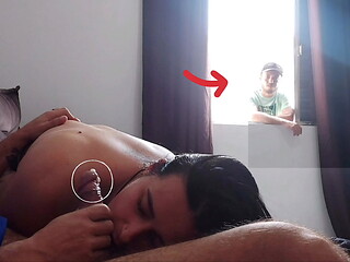 Pego pelo meio-irm&atilde_o! Eu fodo a esposa do meu meio-irm&atilde_o