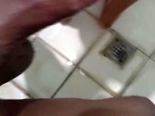 Vi wrong hole yang tinitira mo