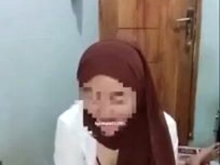 Istri Jilbab Selingkuh Ngewe Di Kosan Cowoknya