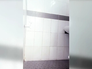 Sri Lankan Sexy Bath with Under Skirt