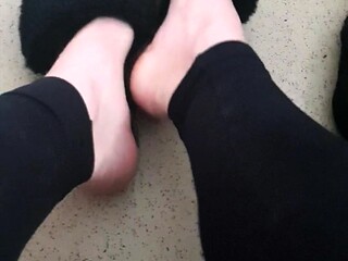 Slutty girl foot fetish with masturbation