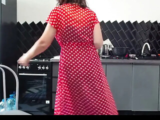 Super Beautiful Heel Fuck Gives a Hairy Finishing Touch