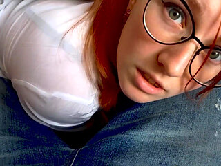 A Classmate Sucked a Dick Under a Desk on a Lesson