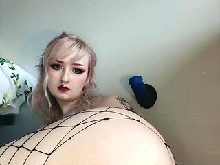 Amateur Webcam Teen Masturbates And Teases