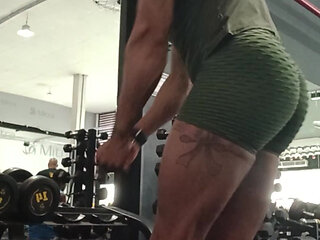 I bet you like them tight and toned like this