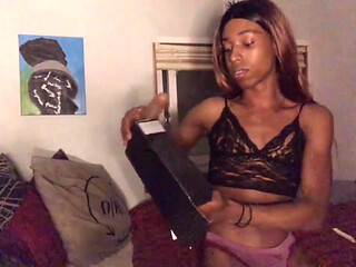 Late Night Vibrator Sesh