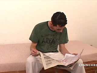 Yougn laitno fucked  by muscle straight curious