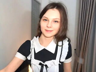 Cute Maid was Fucked Hard after Cleaning and got Her Face Dirty