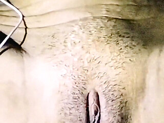 Nargis Bhabhi Old video call sex fingering & blowjob