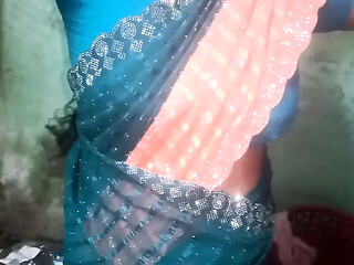Indian housewife's big ass gets fucked hard