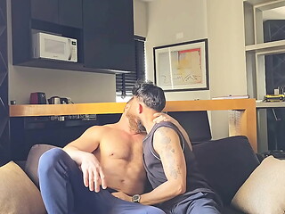 My best friend&rsquo_s dad couldn&rsquo_t resist and fucked me