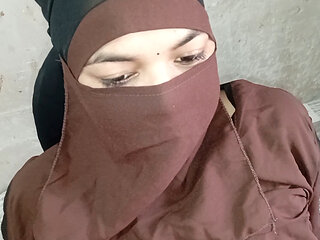 Fucking hard Muslim pussy