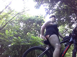 CD Slut Turns Bike Seat Into Sex Toy Outdoor