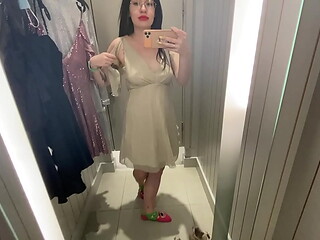 I took some selfies while trying new clothes