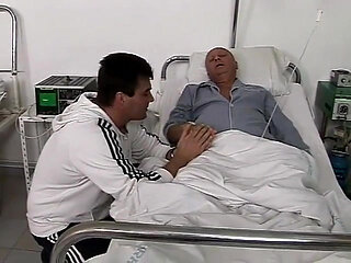 Threesome Fuck in the Hospital for a Nurse Loving Pissing