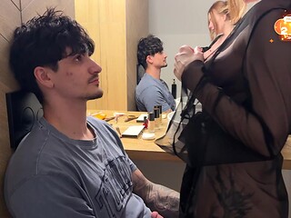 Real couple engages in steamy bathroom sex.