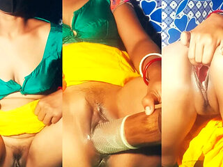 Desi Bhabhi Mampi Queen 59 Big Pussy Fucking Video - Hot Indian Aunty Bathroom Sex