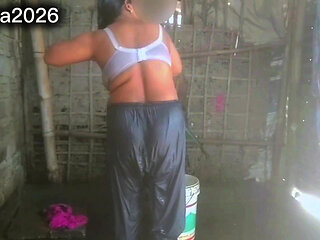 Step-sister, Can I Take a Shower with You?