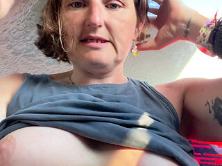 Bare boobies on the bus! My longest naughty video on public transport yet