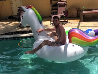 Gio Valentine - Summer Sun Solo