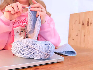 Curvy MILF Mrs Wetslavs Rides Her Desk for a Hairy Pussy Orgasm - Amateur Solo Masturbation in 4K