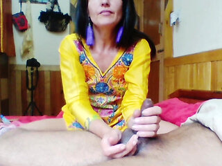 Sex Time with Hot Stepmom