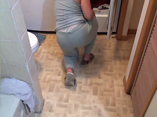 Irani Jadid Doggystyle Stepmother Washroom