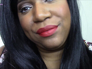 Red Lips in Matte Iconic HD