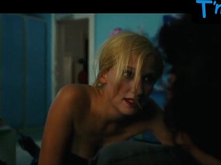 Alexandra Maria Lara Bootie, Orbs Episode in Der Fischer Und Seine Frau