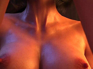 Sharing a Bed with My MILF Stepmom on Vacation Trip! Secretaffair - Midnight Paradise