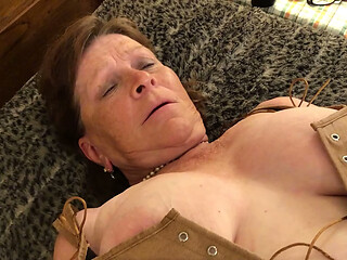 Granny Carmen'_s Norwegian Wood Bangin'_ Ballin'_ Creampie, Begin The Beguines