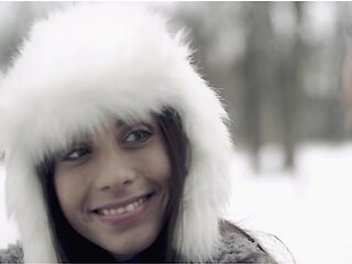 Love Time - Freya Dee & Sabrisse