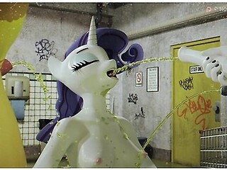Raritys Living Toilet