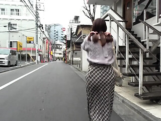 Japanese babe with big natural tits gets picked up for intense sex