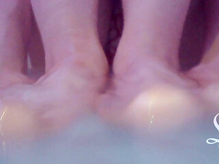 Hey guys, this is my very first sfw video showing my feet!