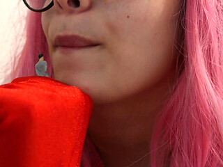 Im Spending a Romantic Day with My Giantess Love for This Moment, Im Even Putting on a Red Glove