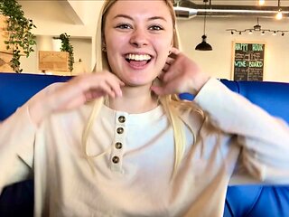 Amateur Blonde With BIG BOOBS Hot Free Cam Show