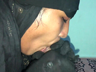 Indian Muslim Girl With Hijab Blowjob Cum Immfuck