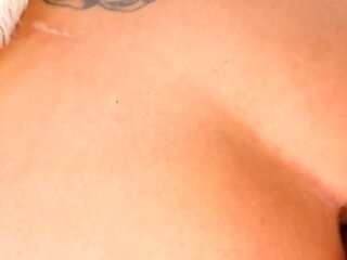 Paris Knight's Holiday Threesome