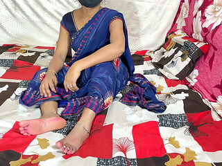 Desi hot renu ki chudai kar di aaj room mai