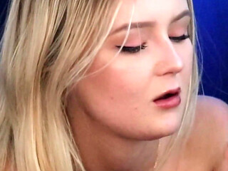 Natalia Queen - Slow & Sensuous Handjob
