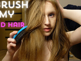 I Brush My Natural Red Hair