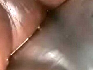 Extreme Squirting Orgasm - Tatyanalundynn's Fat Pussy Gushes Like a River